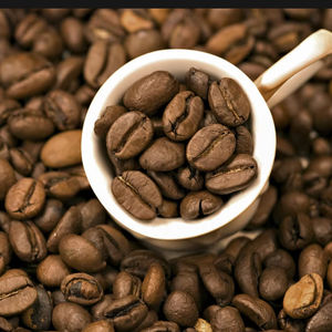 Café moulu torréfié biologique d'Arabica du Vietnam, qualité AA+, approvisionnement en vrac en gros, certifié USDA ISO 22000, marque TNFOOD - Product Image 1