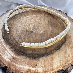 ชุบทองลูกปัดมุกมีสไตล์ของสร้อยคอเค้นคอทําด้วยมือที่ไม่ซ้ํากันที่ได้รับความนิยมชุดลําลองสําหรับผู้หญิงนักออกแบบสันติภาพของเค้นคอมุก - Product Image 4