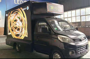 Sedán Foton 4x2 LHD Diésel Usado con Pantalla LED Móvil de 3 Lados P6 P5 P4 para Publicidad Exterior y Transporte de Minería - Product Image 3