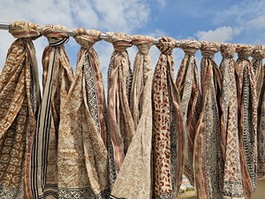 Hand Block Printed Pareo Sarongs Beach Cover up <b>Women</b> <b>Head</b> <b>Scarves</b> Size 72x44 Inches Wholesale and Low Price Bagru Print - Product Image 4