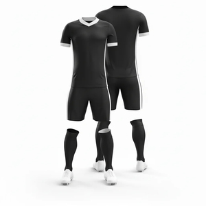 Tenue de football personnalisée OEM avec impression du nom et du numéro de l'équipe, maillot de football bleu clair avec col blanc, chaussettes courtes, kit pour hommes - Product Image 2