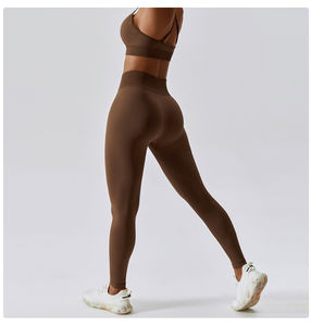 Gym Wear Chaleco de fitness de cuerpo ligero para mujer con conjuntos de Yoga de mallas cortas por fabricante para ropa deportiva - Product Image 4