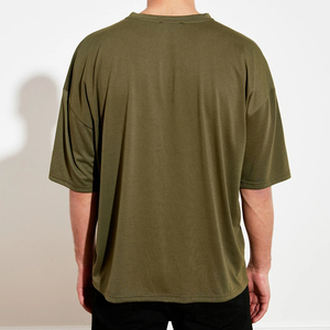 เสื้อยืดสไตล์คนเมือง ทรงใหญ่ ใส่สบาย ระบายอากาศได้ดี ผ้าฝ้าย 100% เป็นมิตรกับสิ่งแวดล้อม แขนสั้น ทรงปกติ สำหรับผู้ชาย - Product Image 2