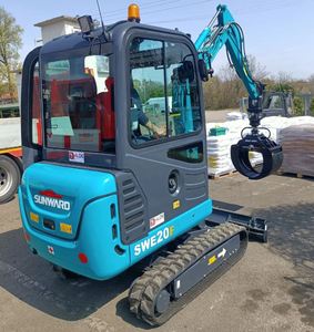 Achetez une excavatrice Sunward SWE 20F/FED à vendre, avec une puissance de 18 chevaux et une profondeur de creusement maximale de 2,3 mètres de profondeur au total. - Product Image 3
