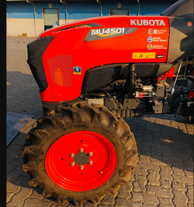 Tractor KUBOTA MU4501 4WD de la mejor calidad, gran venta a precio de fábrica, rendimiento fiable para operaciones agrícolas a la venta - Product Image 2