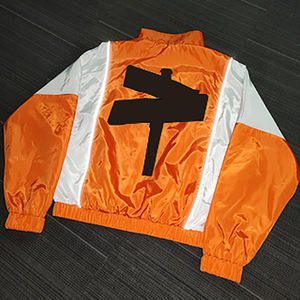 Classic Windbreak Set for Men and Women Modern Lightweight Stylish Outfit Perfect for Outdoor Sports and Everyday Fashion - Product Image 3