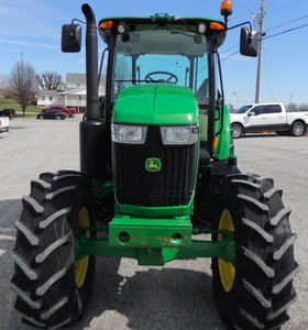 Envío gratis 145 horas usadas 2022 para John para 6105E Tractor 4WD 105HP con rodamiento y bomba de alta productividad - Product Image 3