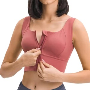 Soutien-gorge de sport pour femmes en gros personnalisé avec logo personnalisé, haute élasticité, séchage rapide, soutien-gorge de fitness pour le yoga et l'entraînement, tailles plus disponibles - Product Image 1
