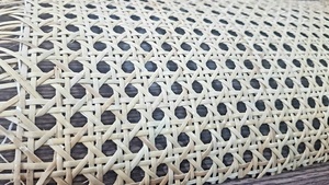Vente en gros de tissu en rotin synthétique moderne en matériau naturel brut, en feuille et en rouleau, pour meubles de salon - Product Image 6