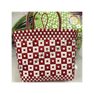 Sac en plastique transparent avec poignée idéal pour les magasins de cosmétiques ou de vêtements du Vietnam - Product Image 2