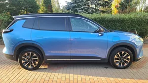 2021 WeItnneyster W6 520 R18 Tyre Lithium Battery Leather Seats Rear <b>Camera</b> AWD <b>Panoramic</b> Sunroof - Product Image 5