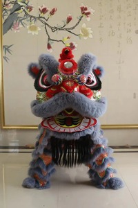 <span class=keywords><strong>Danza</strong></span> del leone cinese Performance cinese di dimensioni normali della cina cultura cinese che balla la <span class=keywords><strong>danza</strong></span> del leone due persone per adulti - Product Image 4