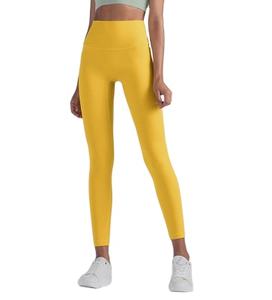 Vente en gros de tenues personnalisées pour femmes, hauts à manches courtes doux et ensembles de shorts pour le yoga, leggings pour femmes BY BS 2025 - Product Image 5