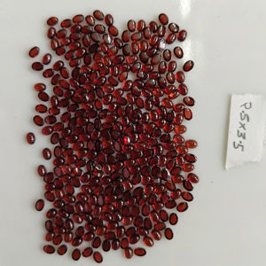 พลอยโกเมนแดงธรรมชาติ 3.5x2.5 มม. ทรงรี แบบหลวม สำหรับทำเครื่องประดับ - Product Image 4