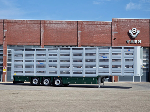 OCCASION Overige Molas 5 deck Bétaillère d'occasion-Water & Ventilation - Loadlift - NEW - Product Image 4