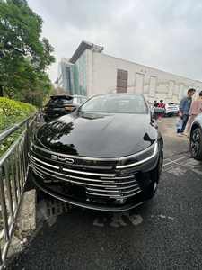 Vehículo Híbrido Enchufable 2026, Nuevo, de Lujo, Chino, 4 Puertas, 5 Asientos, Sedán Compacto Eléctrico, 2026 en Perfecto Estado, Listo para Enviar - Product Image 2