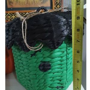 Cesta de jacinto de agua tejida llamativa con tapa Cesta de regalo para decoraciones de Halloween y decoración navideña del proveedor de Vietnam - Product Image 4