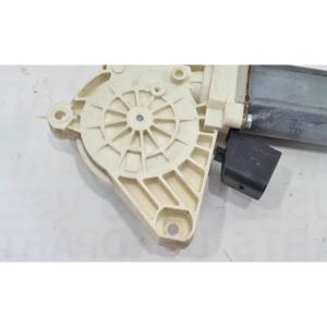 มอเตอร์ไฟฟ้าหน้าต่างด้านหน้าขวา MERCEDES SLK W172 3rd Series A2078200642 (11>) - Product Image 5