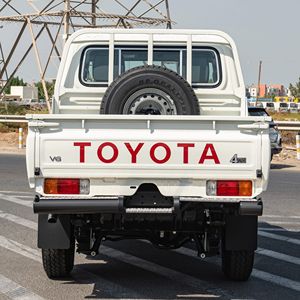 Para Toyota Land Cruiser Doble Cabina VDJ79 Manual FWD SUV Pickup con Asientos de Cuero Interior Oscuro R16 Motor Diésel 4.5L Cámara Trasera - Product Image 2