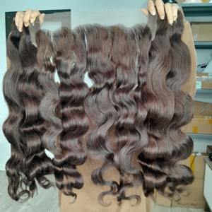 Paquetes de cabello humano virgen 20 pulgadas Extensiones de encaje ondulado del cuerpo Cutícula cruda sin procesar Tejido alineado Cabello virgen crudo vietnamita - Product Image 3