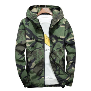 Chaquetas cortavientos con estampado elegante para hombre, ropa de calle informal con capucha de primavera para hombre, ropa deportiva de Hip Hop, chaqueta de camuflaje, ropa - Product Image 1
