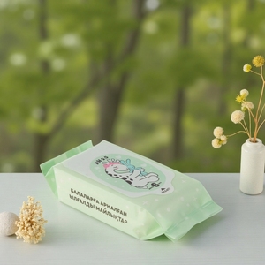 Lingettes bébé personnalisées, mini format voyage, non parfumées, hypoallergéniques, non tissées, 98% eau pure, pour les soins quotidiens des bébés - Product Image 5