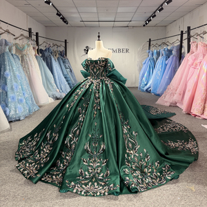 Vestido de Quinceañera Jancember Dy8553 Verde Esmeralda con Corsé de Cuentas, Satén, Lentejuelas Doradas y Cola Larga para Baile de Gala - Product Image 5