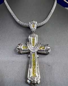 Pendentif croix en moissanite glacée de luxe avec pierres jaunes, bijoux hip hop - Product Image 2