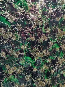 Collection de vêtements traditionnels de luxe Emerald Garden : Ensemble complet Dirac perlé avec pierres de qualité supérieure - Product Image 2