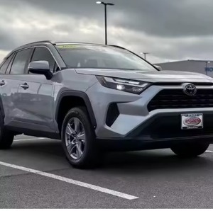 Haute course d'occasion 2022 Toyotas RAV4 XLE HOT DEAL - Product Image 3