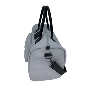 กระเป๋าเดินทางแบบดัฟเฟิลเป็นมิตรกับสิ่งแวดล้อมสำหรับเดินทางโลโก้ตามสั่งผู้ผลิตจากเวียดนาม - Product Image 2