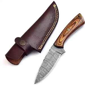 Couteau Skinner de Chasse en Acier Damas Couteau de Survie Tactique Manche en Bois Couteau de Camping Skinner Avec Gaine en Cuir - Product Image 4