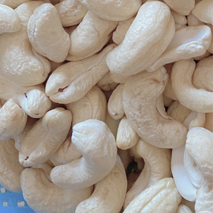 เม็ดมะม่วงหิมพานต์ดิบ Sw320เม็ดมะม่วงหิมพานต์ผู้ผลิตที่เชื่อถือได้จากเวียดนามส่งออกเม็ดมะม่วงหิมพานต์ส่งออกไปยังเอเชีย, ยุโรป, ตะวันออกกลาง - Product Image 1