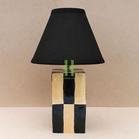 Lampe de table LED artisanale, base triangulaire en laque, abat-jour en tissu, blanc neutre 4100K, décoration de chambre à coucher méditerranéenne, fabrication OEM au Vietnam