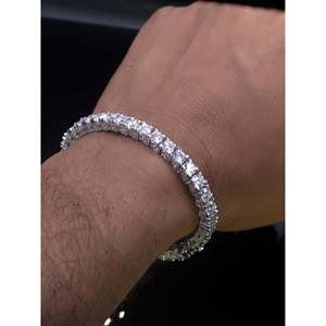 Pulsera de tenis SHREYA DIAM de moissanita de 5 mm con engaste de circonitas, plata 925, regalo de moda para él/ella - Product Image 6