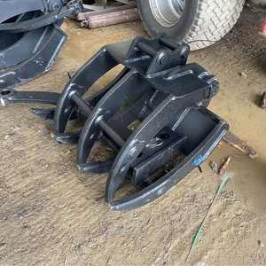 Attache de préhension à 7 doigts pour excavatrices de 3 tonnes, ouverture de mâchoire de 600 mm, garantie 1 an, neuf et inutilisé, modèle 2020 - Product Image 1