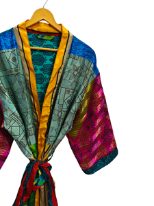 Túnica India Floral Seda Sari Kimono Vintage Sari Robe Suave Playa Fiesta Vestido Indio Hecho A Mano Seda Kimono - Product Image 3