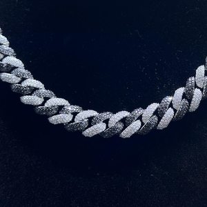 Collar de Cadena Cubana con Incrustaciones de Moissanita y Diamantes Blancos y Negros, Estilo Hip Hop, Moderno, de Plata 925, para Hombres, Ideal para Fiestas - Product Image 4