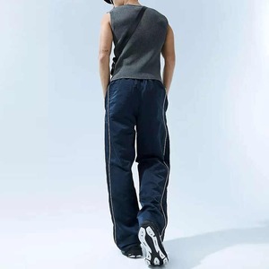 Ropa de calle de alta calidad, pantalones cortavientos para hombre, pantalones de chándal de nailon holgados Vintage en azul marino con ribete blanco - Product Image 2