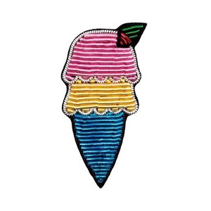 Badges de blazer en fil de métal coloré Broche brodée à la main Fil métallique Vêtements Cheval Badge Détails fabriqués à la main - Product Image 4