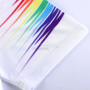 ชุดฟุตบอลชาย เย็บเรียบเนียน ผ้าระบายอากาศ น้ำหนักเบา 100% โพลีเอสเตอร์ ดีไซน์ปรับแต่งได้ - Product Image 2