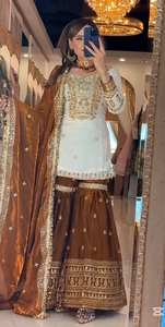 Traje Étnico Indio y Pakistaní Semiestruchado, Bellamente Elaborado, Kurta/Kurti Festivo de Poliéster - Product Image 2