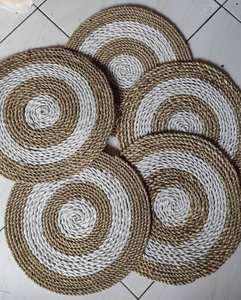 Hermosas almohadillas de bambú hechas a mano con patrón artesanal directamente de fábrica - Product Image 3