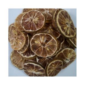 Tranches de roue de limes vertes déshydratées bio de haute qualité pour faire des décorations de boissons à cocktails - Product Image 1