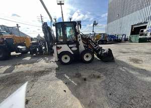 Retroexcavadora Compacta Hidromek HMK62SS 2018 en Oferta - Product Image 3