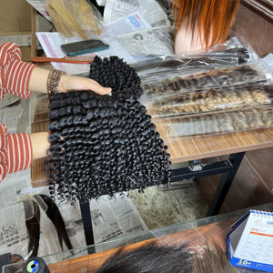 วิกผมต่อผมสีดำหยิกน้ำยาวเต็มรูปแบบผมบริสุทธิ์คุณภาพสูงจากเวียดนาม - Product Image 1