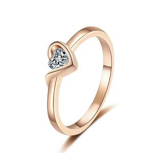 Bague de promesse solitaire en forme de cœur plaquée or 18 carats Jeulia, en argent sterling - Product Image 1