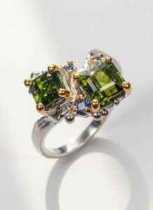 Bague empilable en argent sterling rhodié avec tourmaline verte véritable, design élégant pour un port superposé, beauté intemporelle de la pierre naturelle, idéale pour un mariage. - Product Image 3