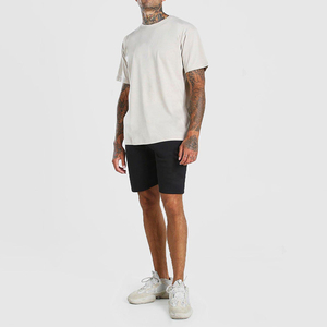 Ensemble de survêtement deux pièces pour homme 2026 – Style contrastant, tendance été, manches courtes, shorts décontractés, avec logo personnalisé - Product Image 1