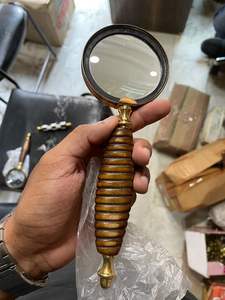 Gafas de aumento de mano con mango de latón y níquel, diseño de anillo, acabado de alta calidad y gran aumento, Decoración de mesa - Product Image 4